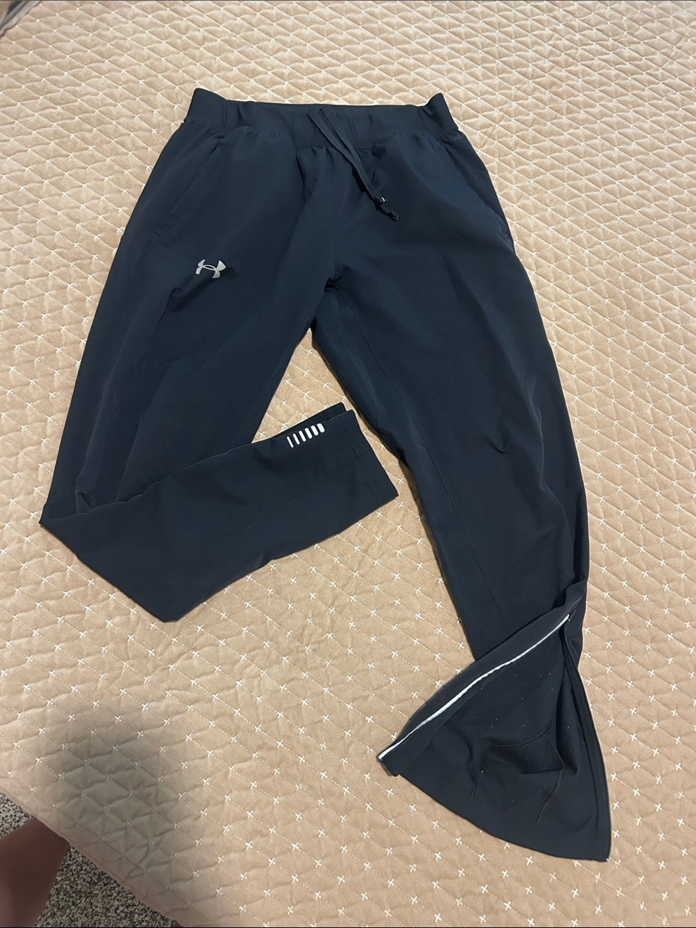 Under Armour Men’s Black Jogger Track Pants with Reflective Trim